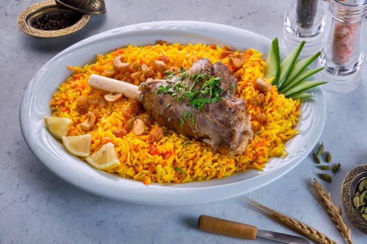 كبسة بندر باللحم بدون عظم